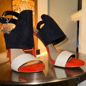 Zara Women's Red and White Sandals Sz40